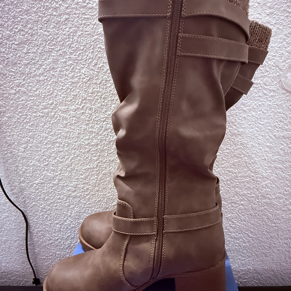 Jellypop Knee-High Boots W8 w/Knit Cuff. Brand New Never Worn - Picture 3 of 12